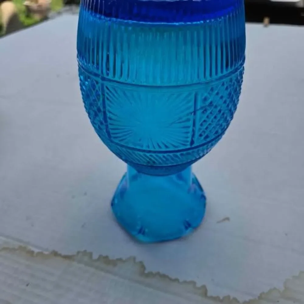 Vintage Clevenger Bros vase in light blue
